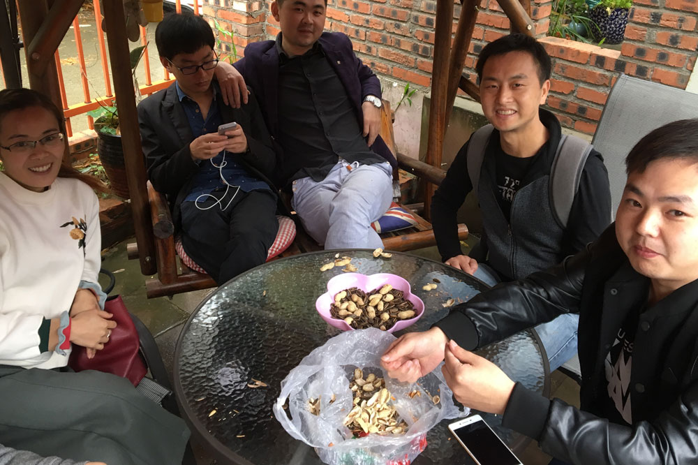 蜜桃成人AV一区二区三区